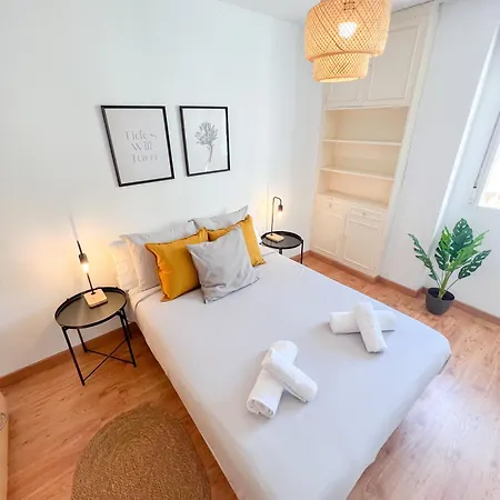 Lejlighed Large & Cozy Centrally