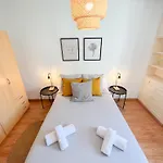 Large & Cozy Centrally