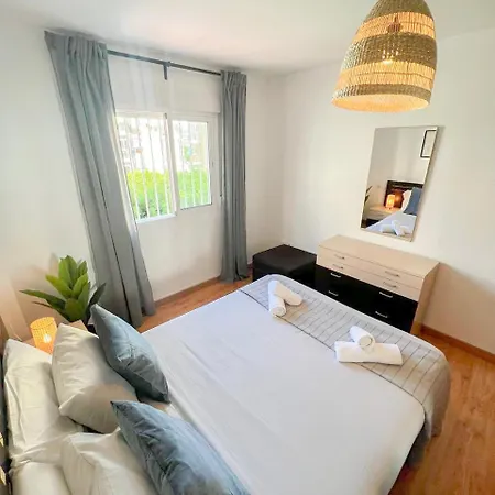 Apartment Large & Cozy Centrally Torremolinos